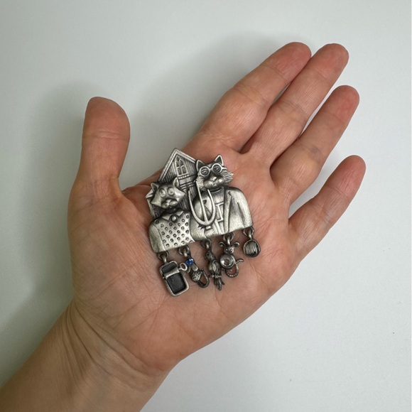 AJC Gothic Cat Brooch with Charms Farming Couple Silver Pewter Pin Vintage - Picture 9 of 10